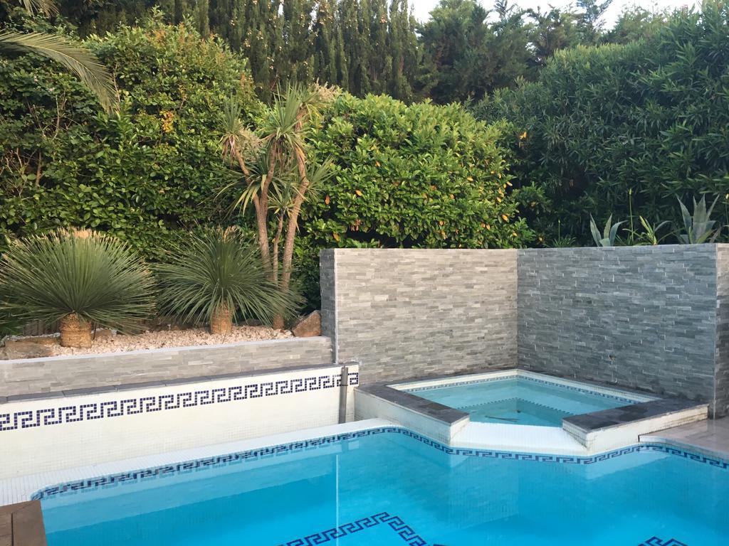 La Villa Blanche Sanary-sur-Mer Εξωτερικό φωτογραφία